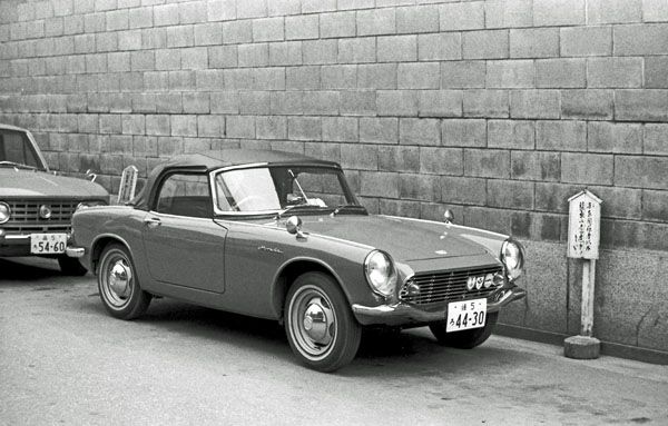 (04-3a)(154-29) 1964 Honda S600.jpg